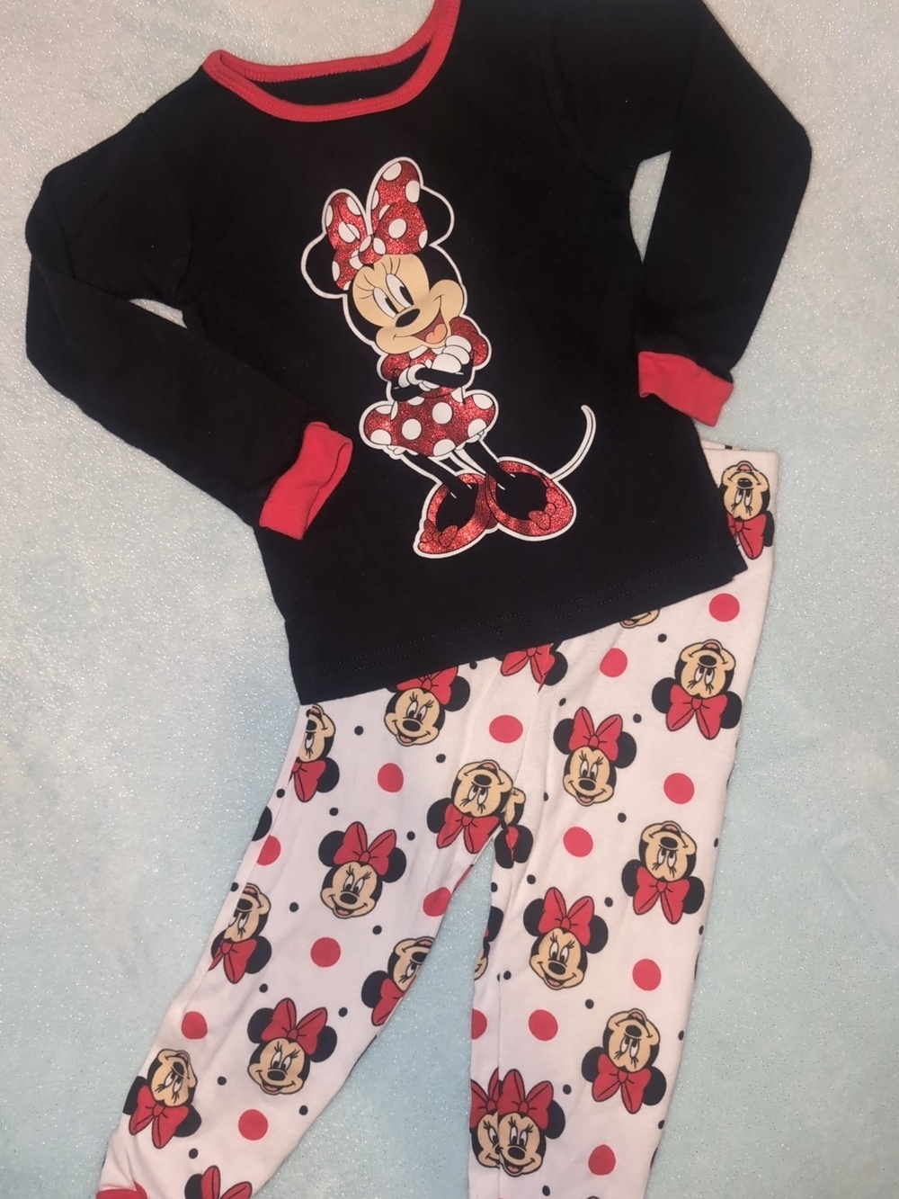 Disney Girls Black and Red Minnie Mouse Pajama Set